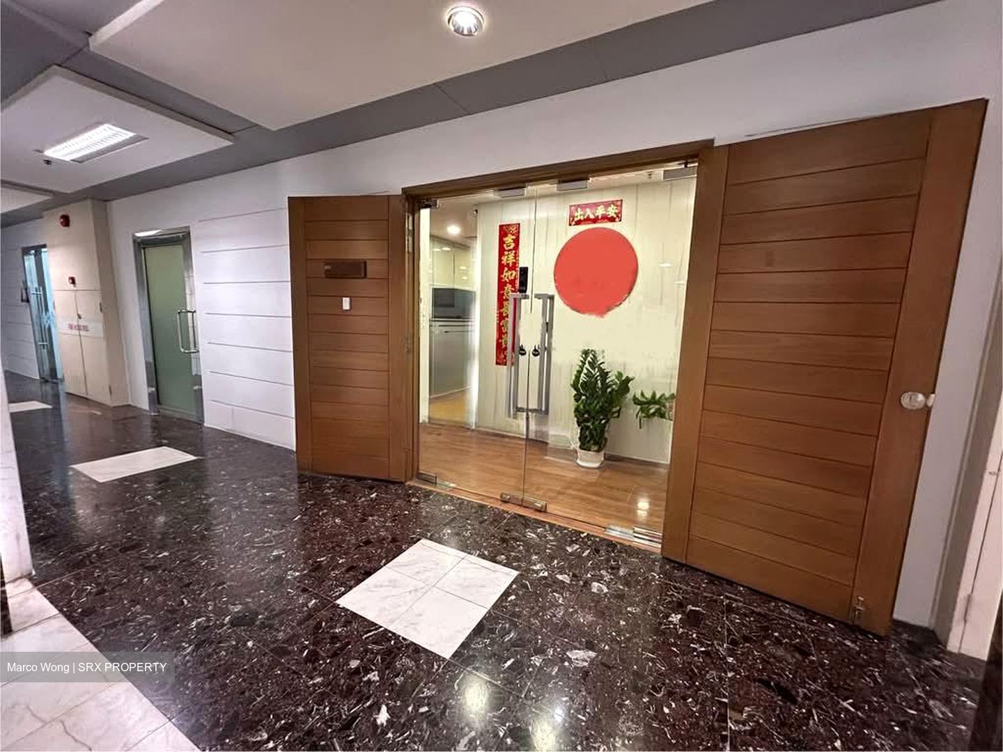International Plaza (D2), Office #531149411